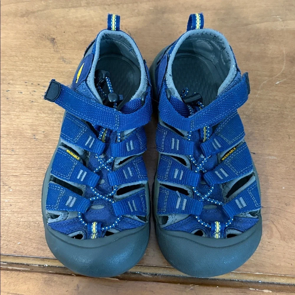 Keen Kids Navy and Gray Sandals Size 1